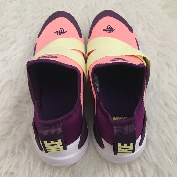 NEW Nike Huarache Extreme Women’s Sneakers - Picture 6 of 7